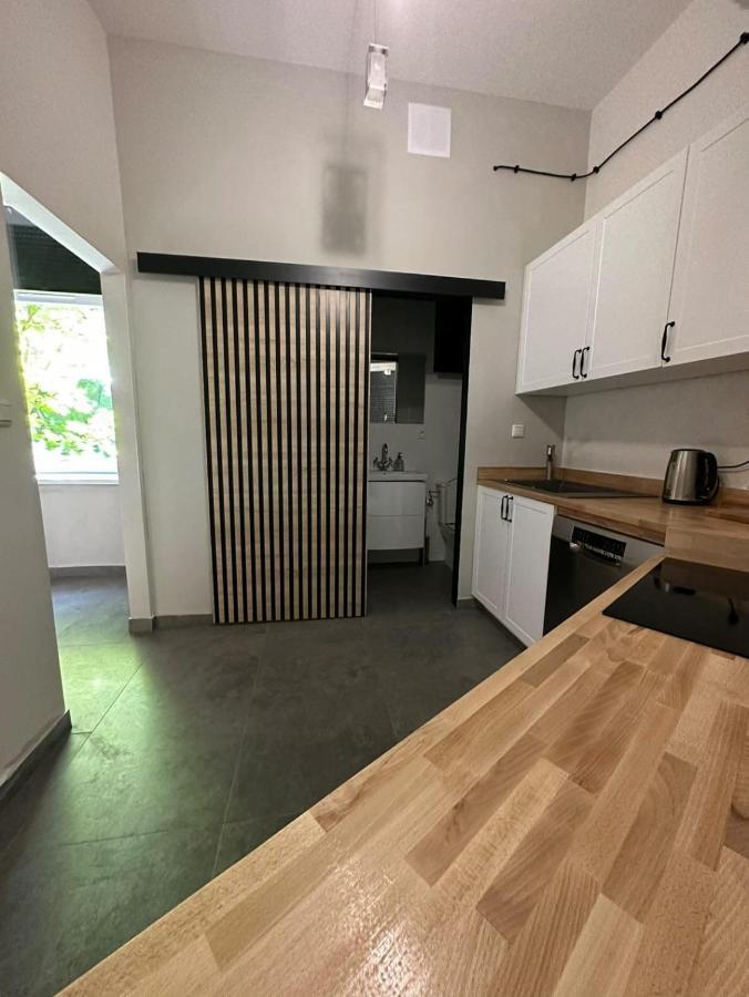 Przyjemny Lokal W Centum Miasta Apartment Lodz  Ngoại thất bức ảnh